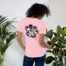Load image into Gallery viewer, Short-Sleeve Brilliant Flower